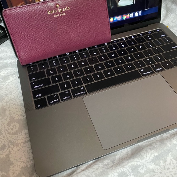 Kate Spade Wallet - Picture 5 of 5